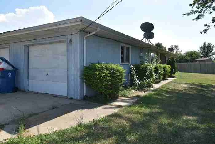 134 W Rockey Weed Rd - Photo 2 of 17