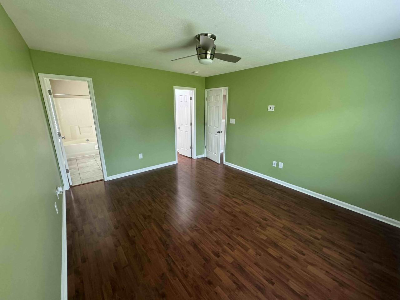 3618 Chepstow Ct #NA - Photo 6 of 10