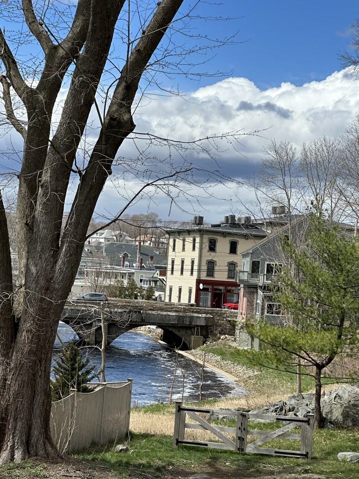 35 County St #1 - Photo 2 of 14