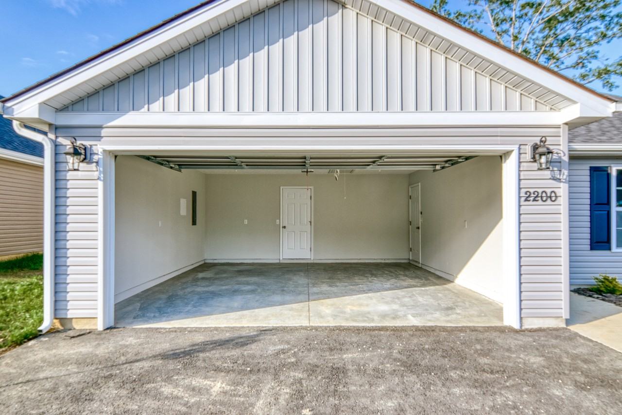 107 Aaliyah Ln #NA - Photo 2 of 14