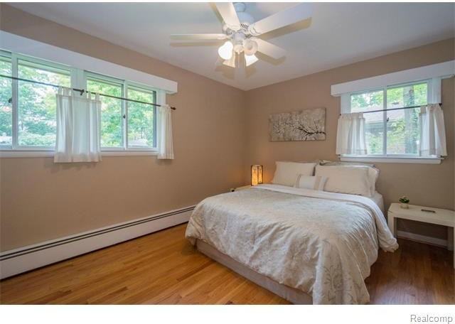 1811 Alhambra Dr #NA - Photo 6 of 31