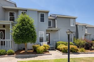 featured image of 8711 Plantation Dr #302