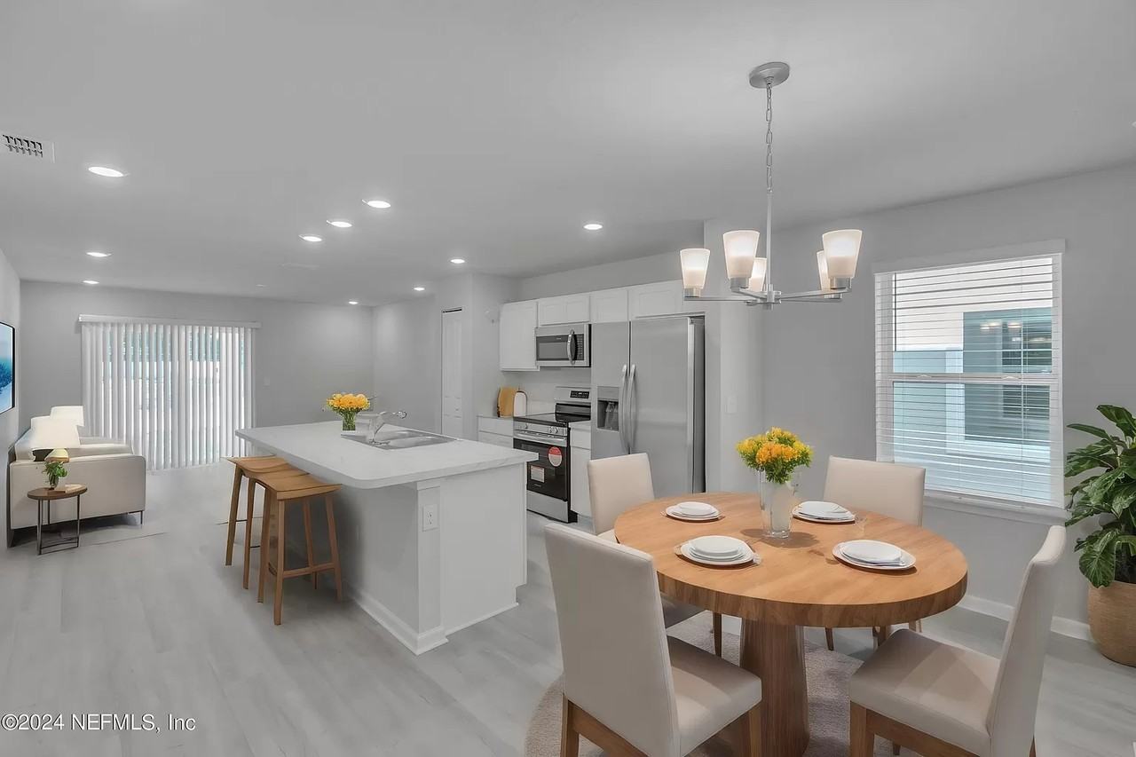 832 Hartshill Pl #832 - Photo 4 of 19