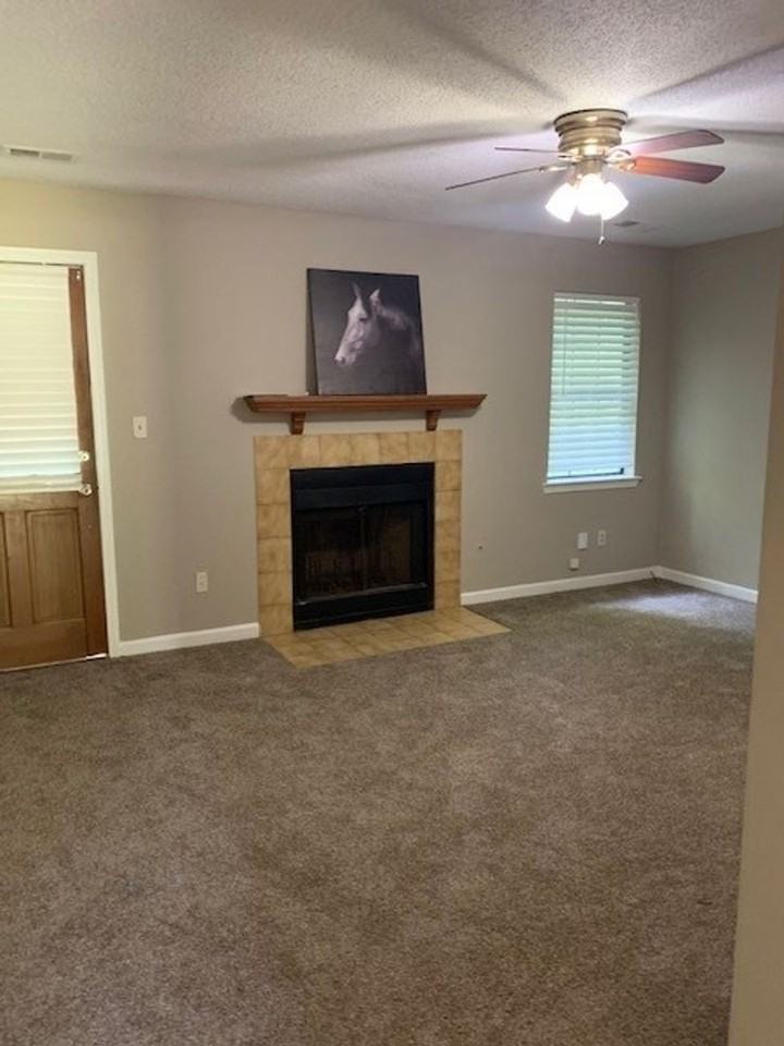 2881 Old South Dr - Photo 3 of 15