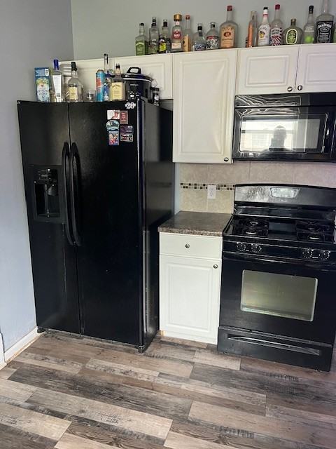 827 N 42nd St #1 - Photo 3 of 23