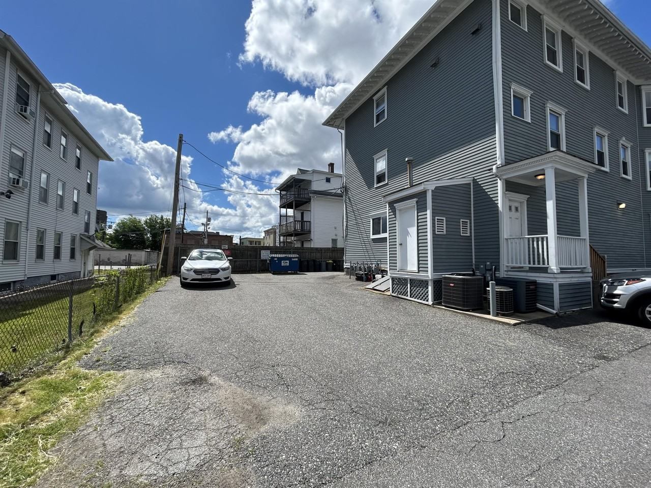 541 Pleasant Street - Ground 1 - Photo 2 of 16