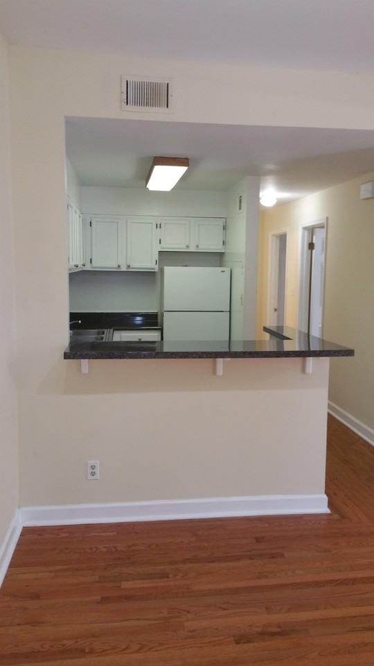 348 N Newstead Ave #348-1N - Photo 4 of 47