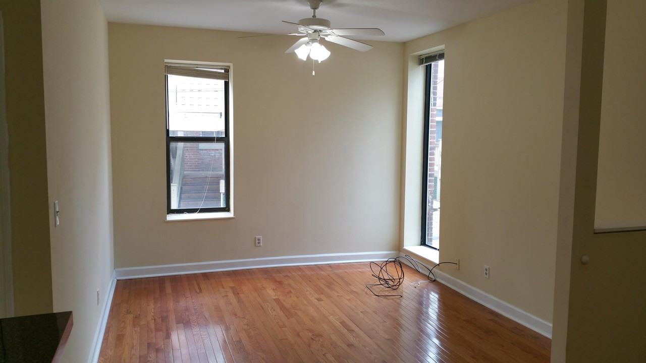 348 N Newstead Ave #348-1N - Photo 7 of 47