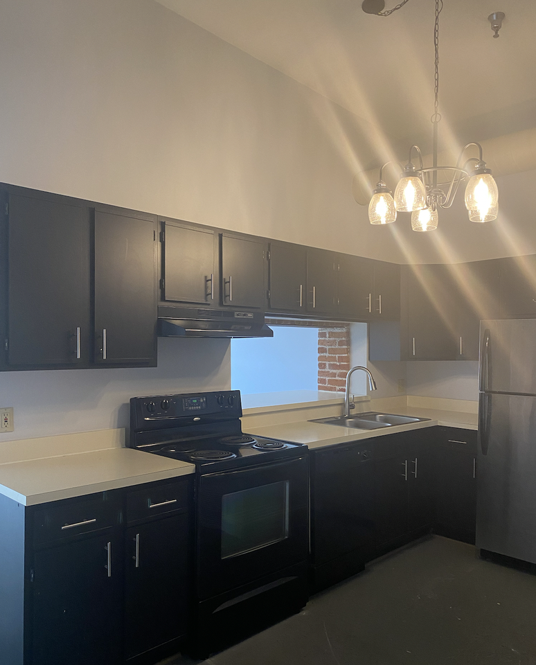412 Delaware StreetUnit 211 #412-211 - Photo 3 of 12