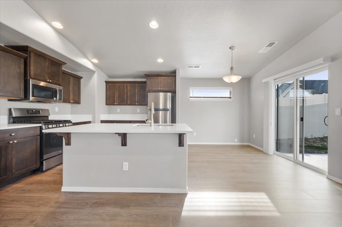 2038 E Tugela Falls St #1 - Photo 6 of 27