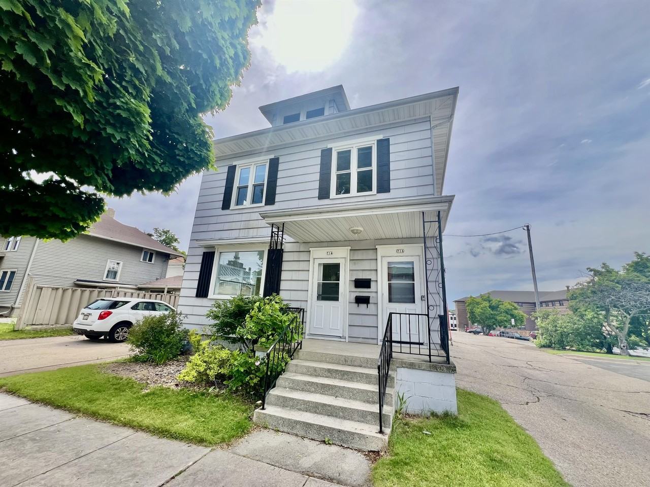 714 N 9th St #716