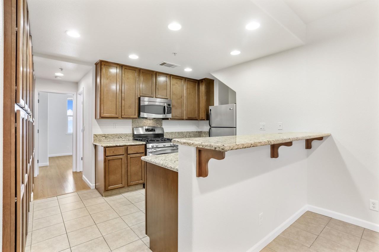 2189 Beech Cir #1 - Photo 5 of 43