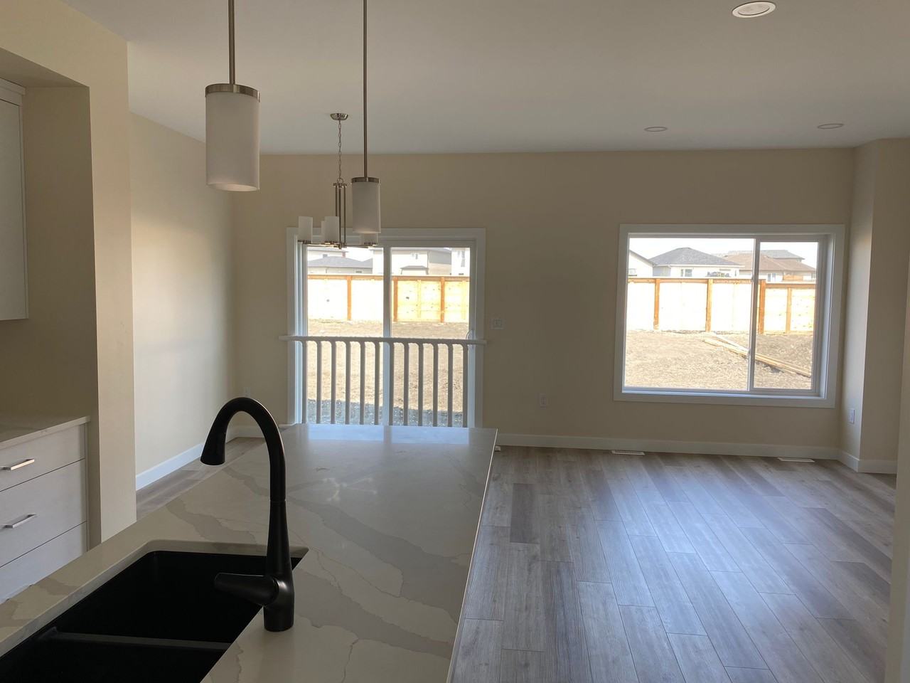 254 Whitehorn Cres, Winnipeg, MB R3X 0W7, CAN 4 bedroom House Rental