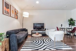 123 East Mccullough Drive - Photo 1 of 1