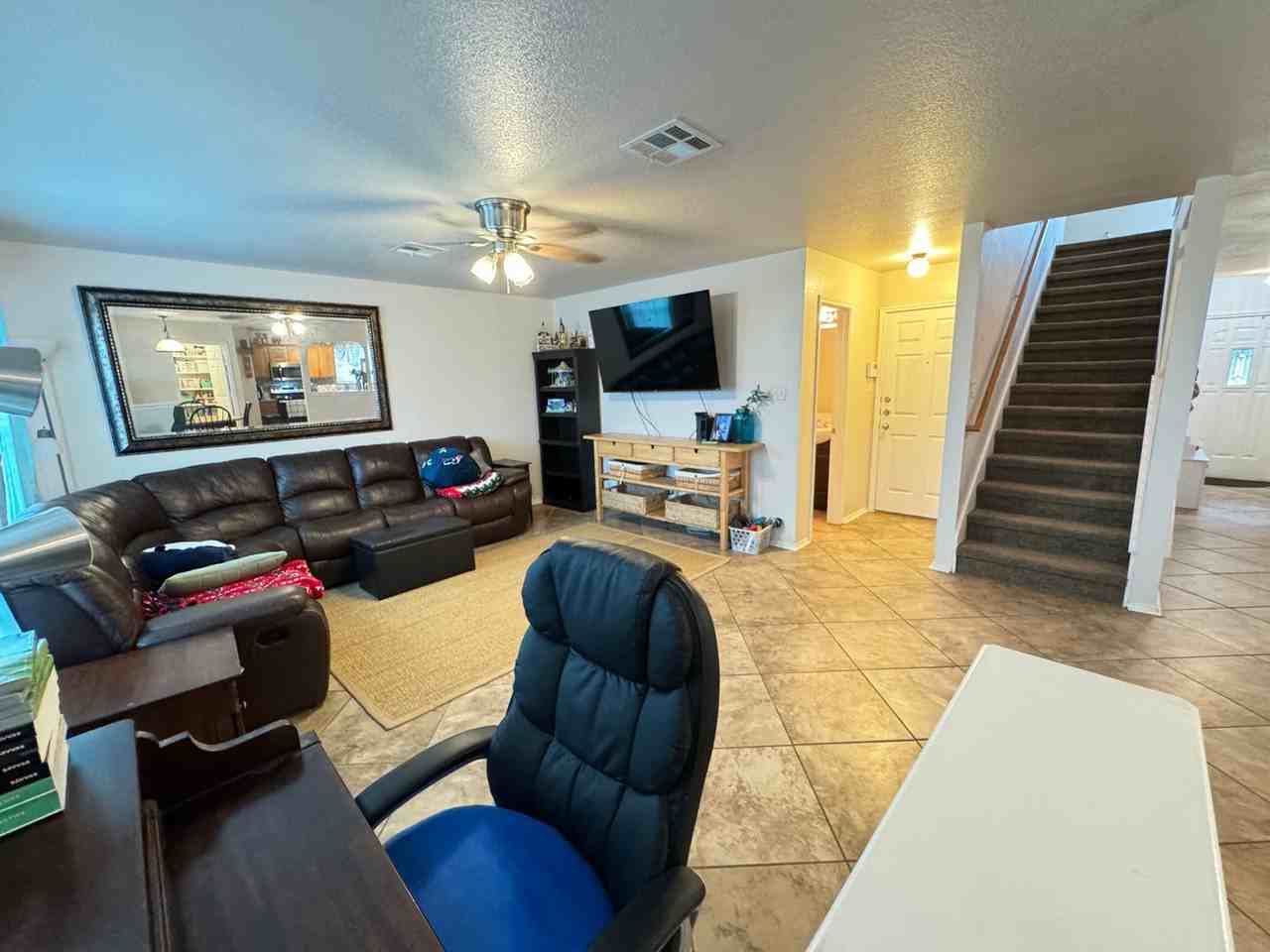 5203 Causeway Ct - Photo 7 of 36