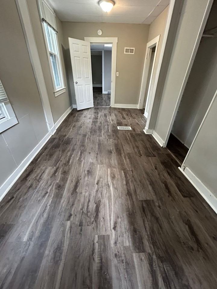 620 7th St S #6 - Photo 6 of 7