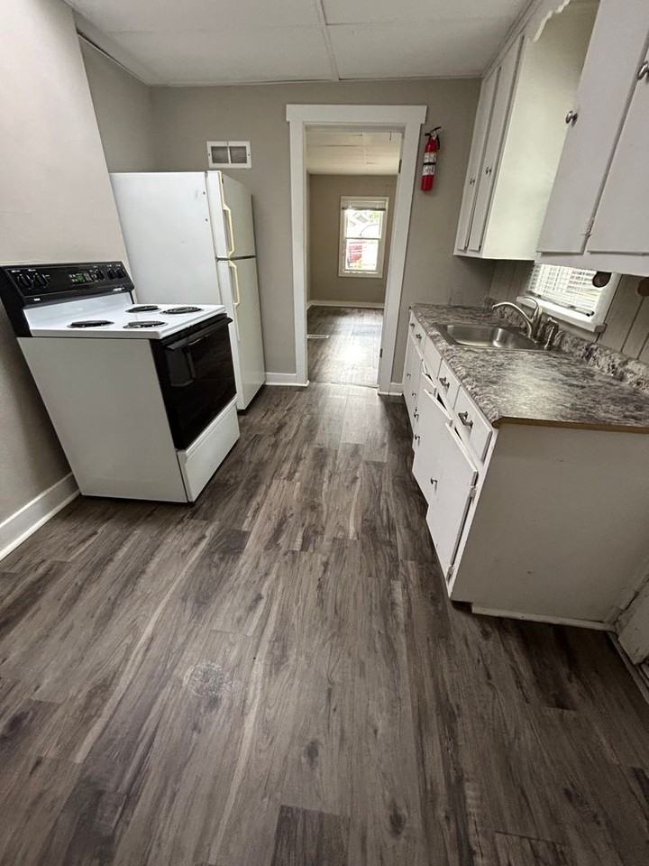 620 7th St S #6 - Photo 7 of 7