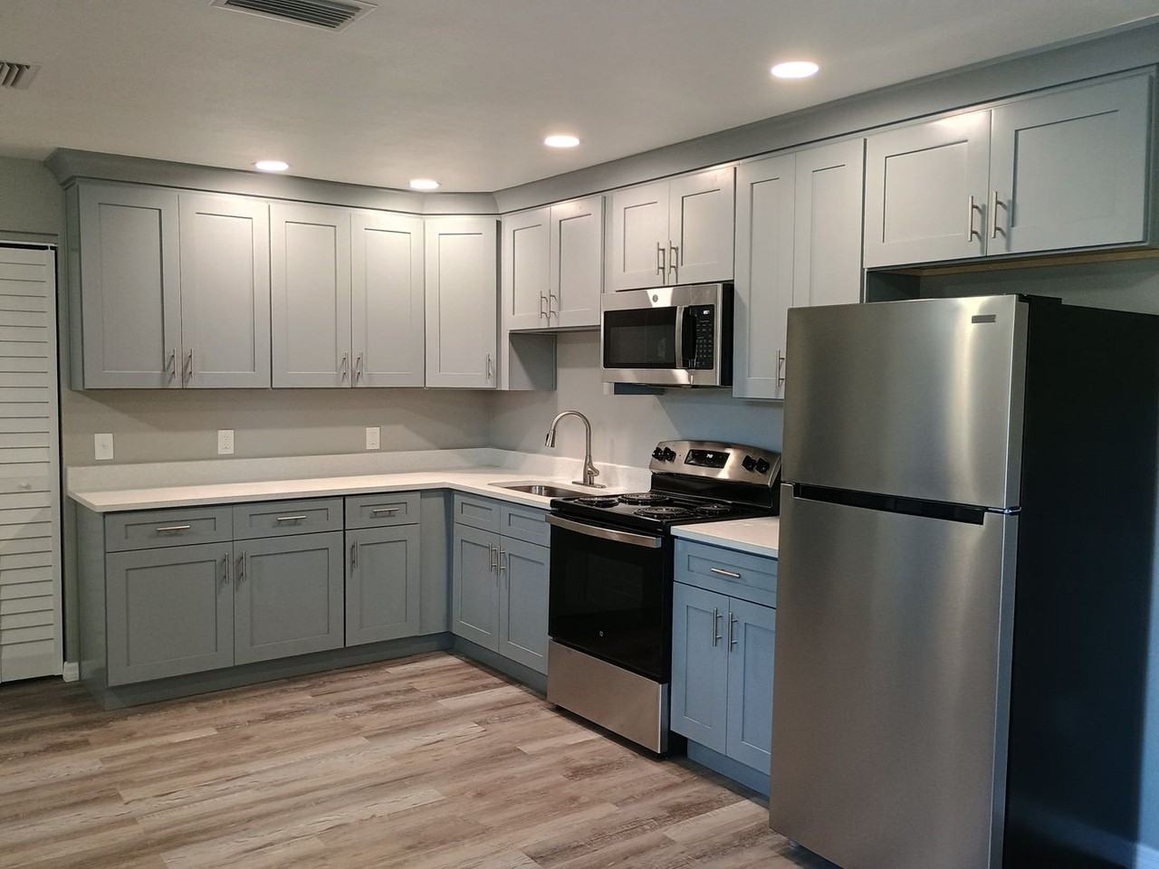 #820-821- Mead - Photo 2 of 19