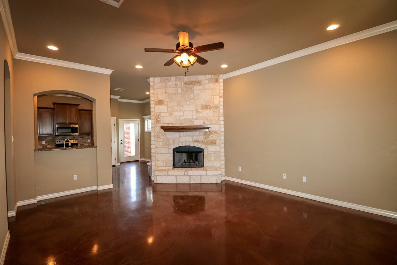 3132 Silver Saddle Dr - Photo 3 of 27