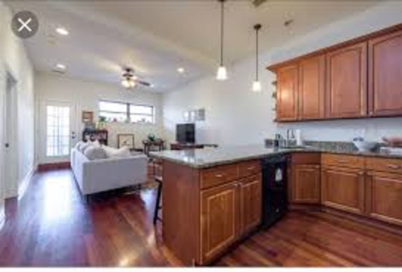 Experience Boutique Urban Living at 3341–3343 N Clark Condominium Association - Photo 2 of 20