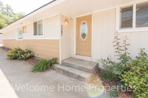 featured image of 1167 School Ave