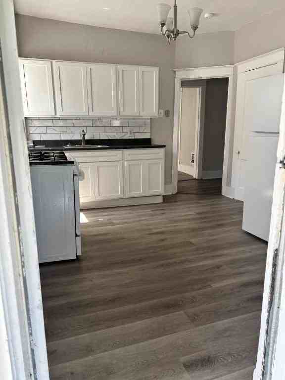 6541 Julian Ave - Photo 2 of 19