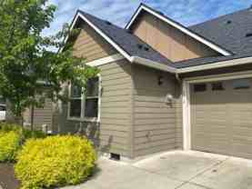 8131 Ne 20th St - Photo 1 of 1