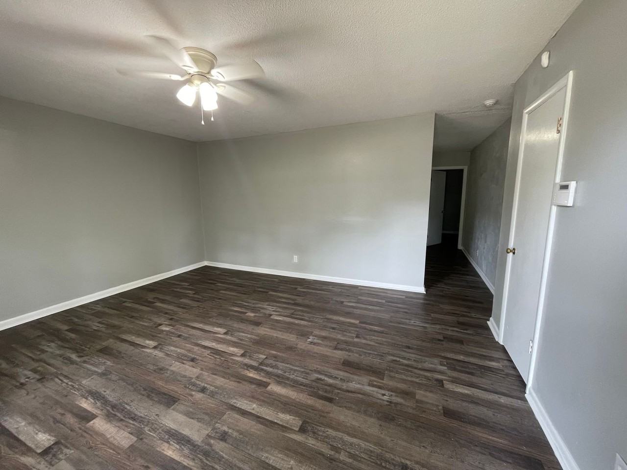 206 Larkwood Dr Sw - Photo 6 of 16