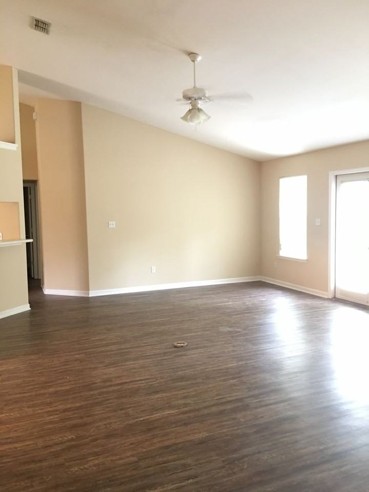 5643 Sioux Dr - Photo 2 of 11