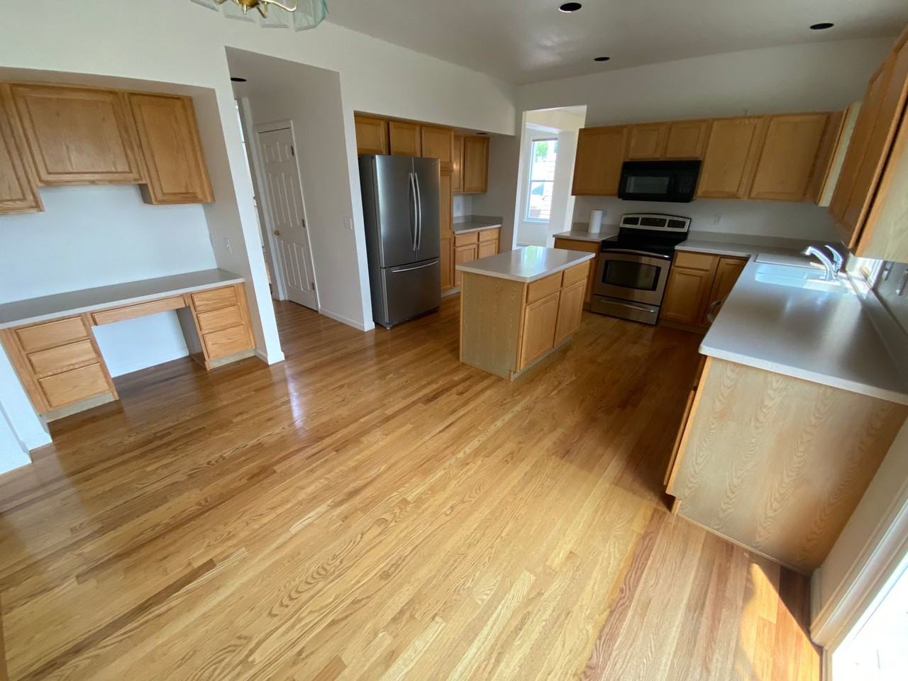 8658 Canongate Ln - Photo 7 of 33