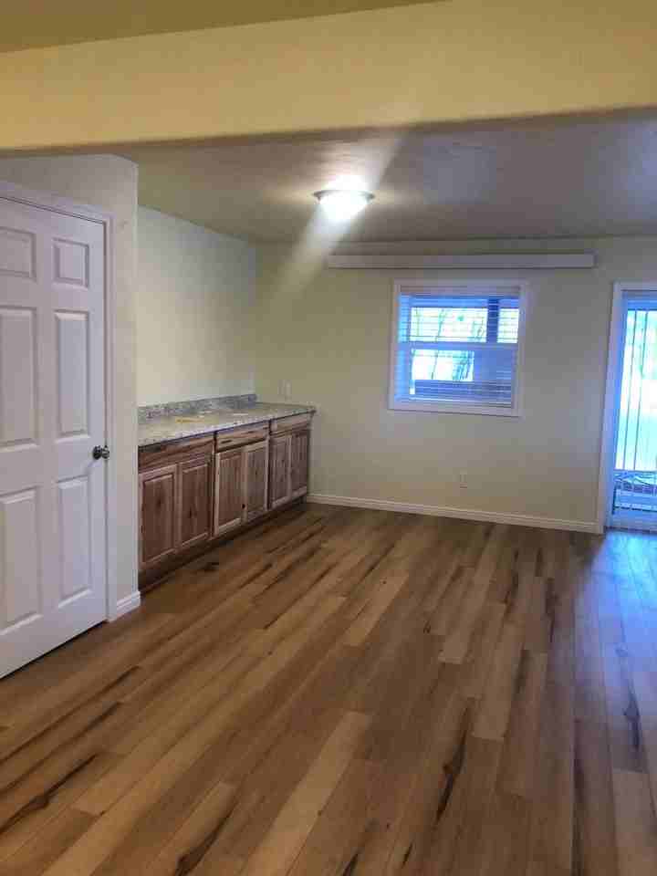 9394 S Highway 31 Bsmt #Bsmt - Photo 6 of 20