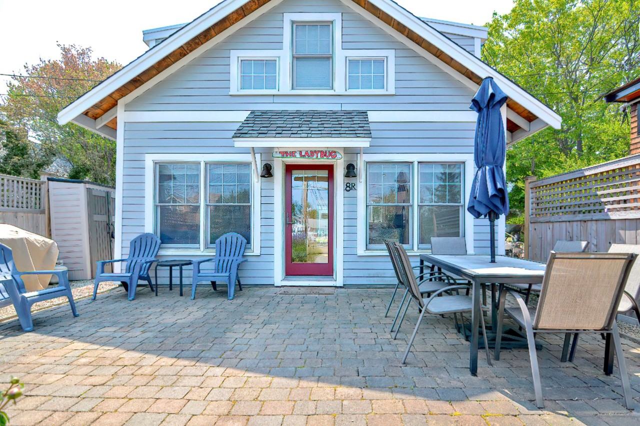 8R Norwood Ave - Photo 2 of 35