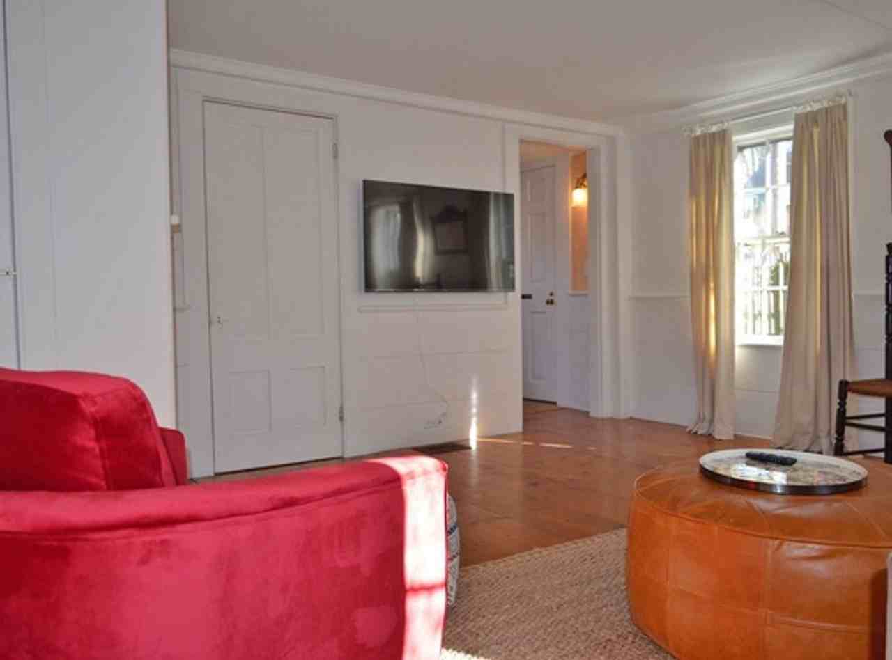 420 Washington Street - Photo 7 of 35