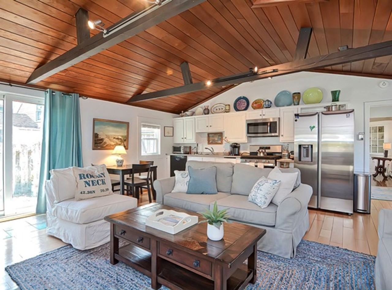 8 Wiley St - Photo 3 of 34