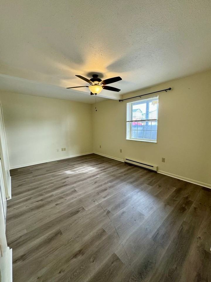 99 Dutch Mill Ct - Photo 7 of 7