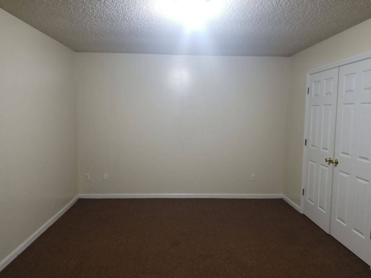 900 18th Ave - Photo 3 of 3