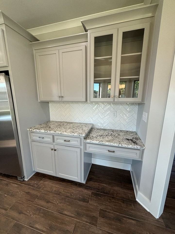 520 Half Moon Ct - Photo 5 of 21