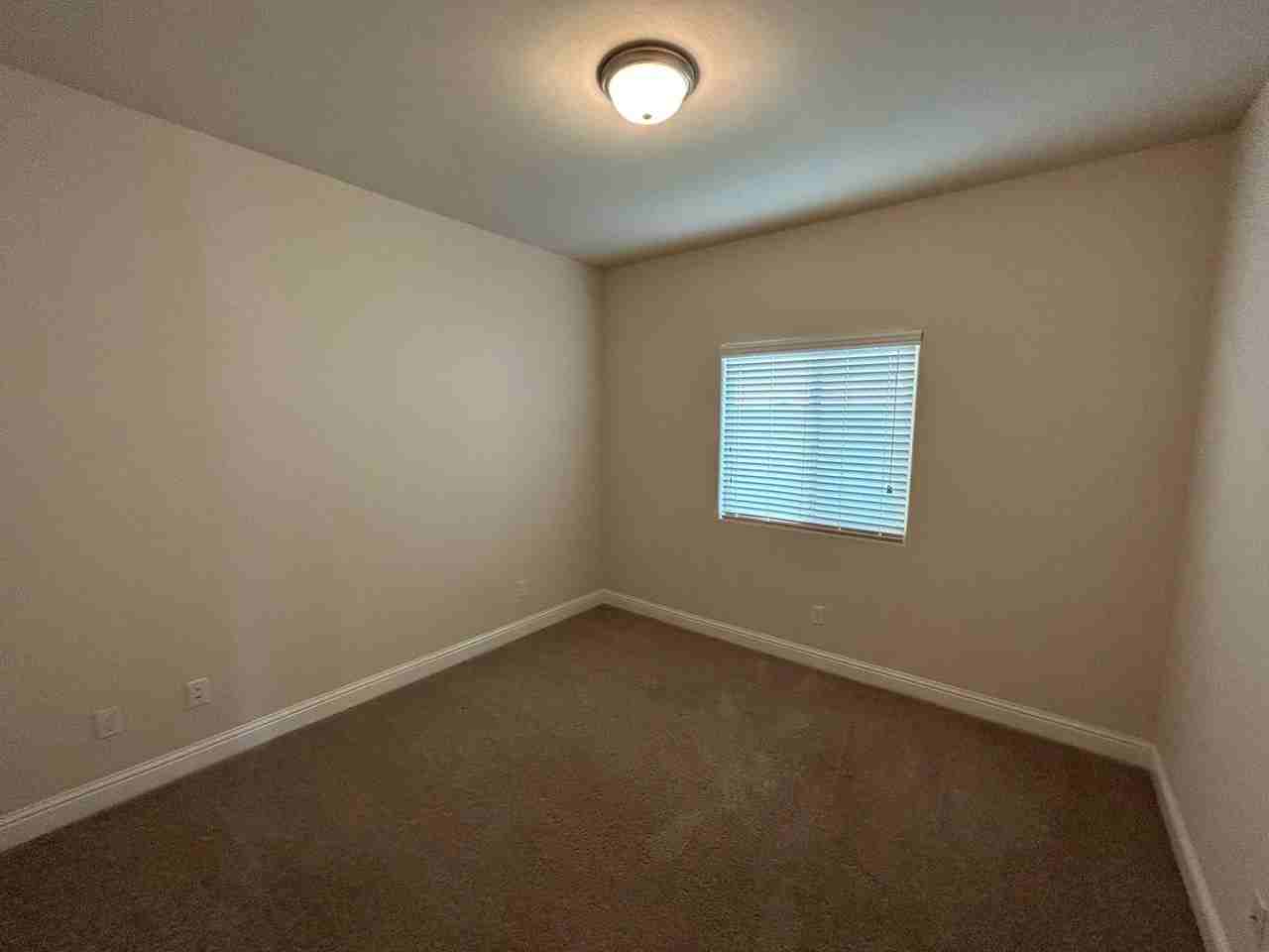 10406 Alondra Dr - Photo 7 of 18