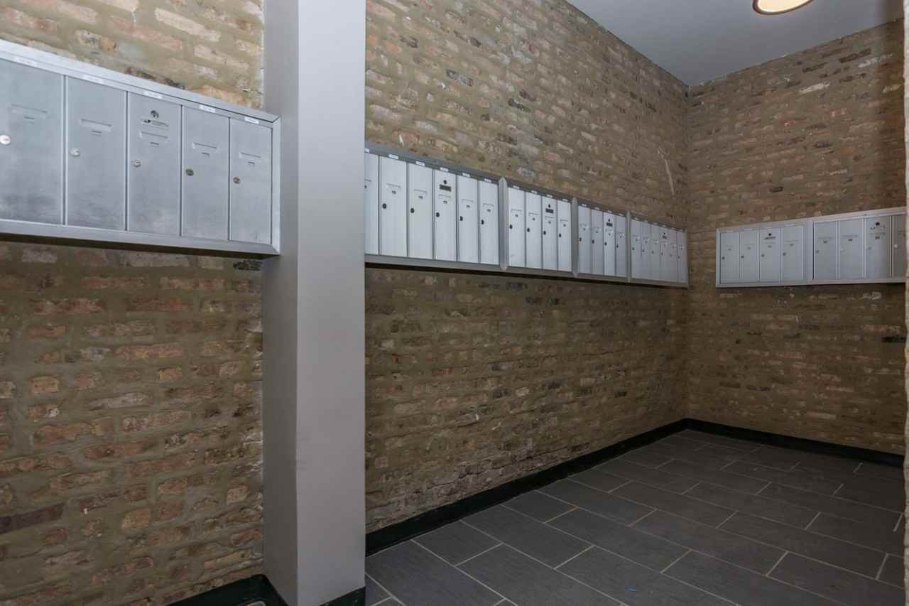 735 W Garfield Blvd - Photo 2 of 9