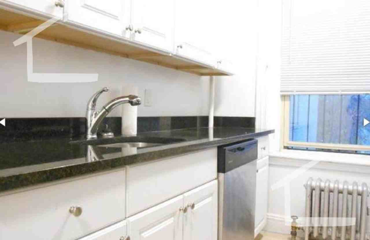 1832 Commonwealth Avenue - Photo 5 of 7