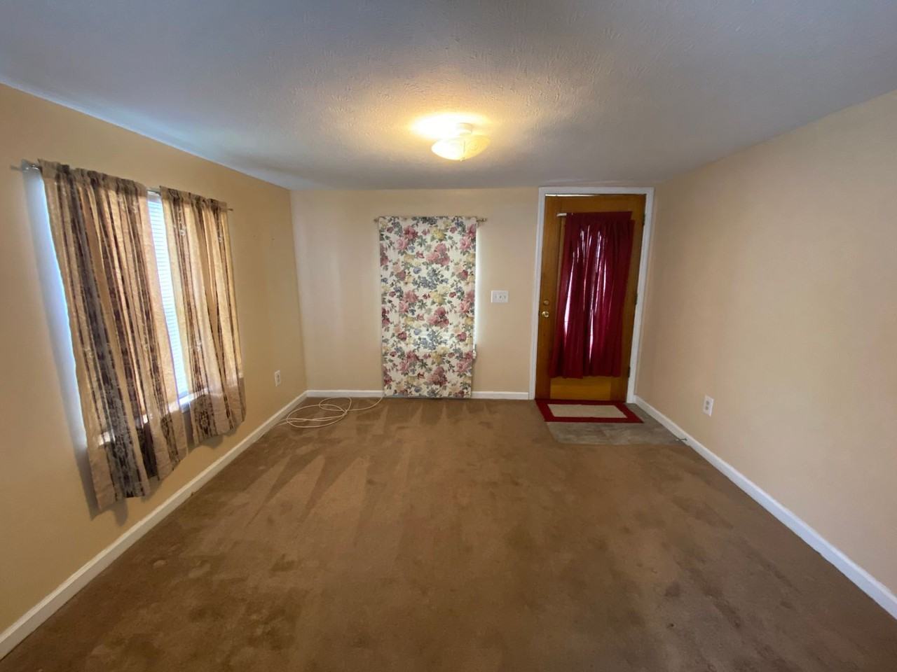 1006 Massalina Dr - Photo 3 of 14