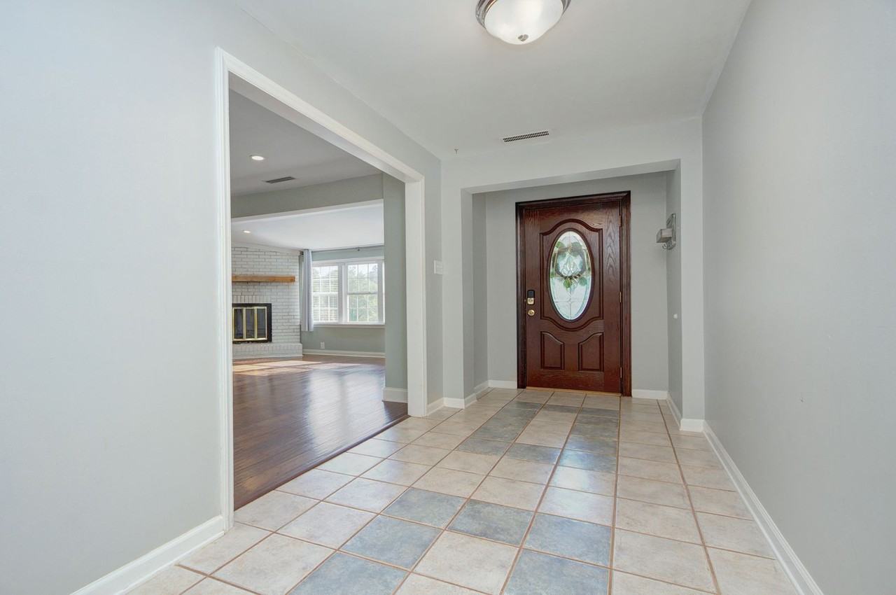 4216 Firwood Ln - Photo 2 of 26