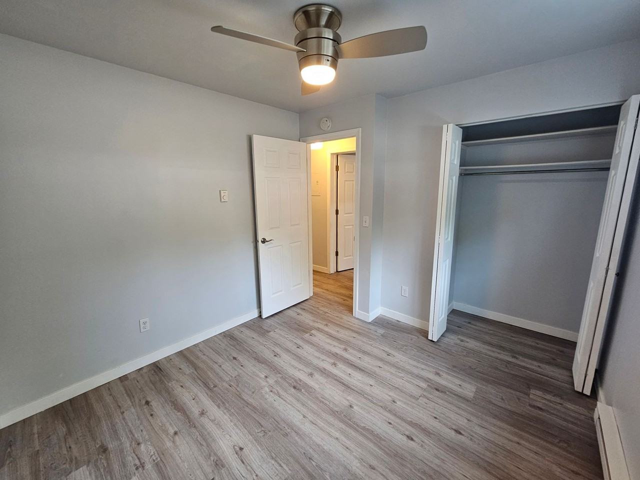 301 N Raymond Rd #A - Photo 2 of 6