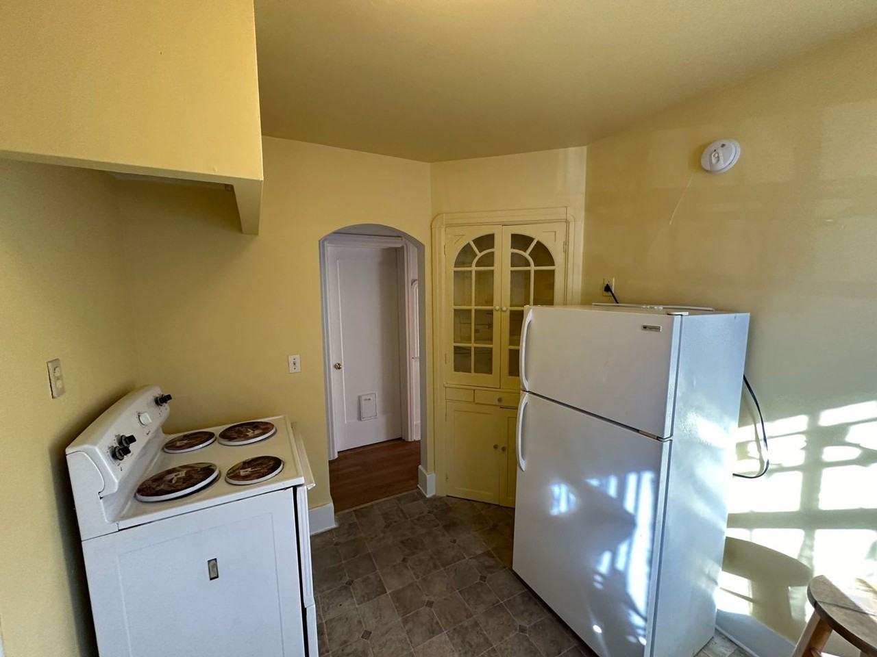 1822 Earle St - Photo 4 of 11