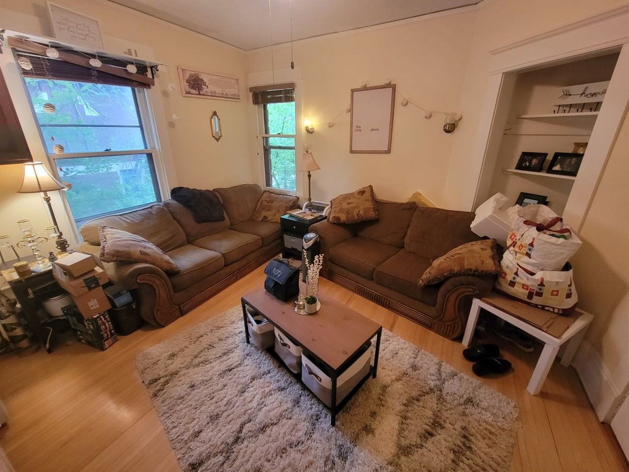 1621 E Superior St Apt 2b #2B - Photo 3 of 6