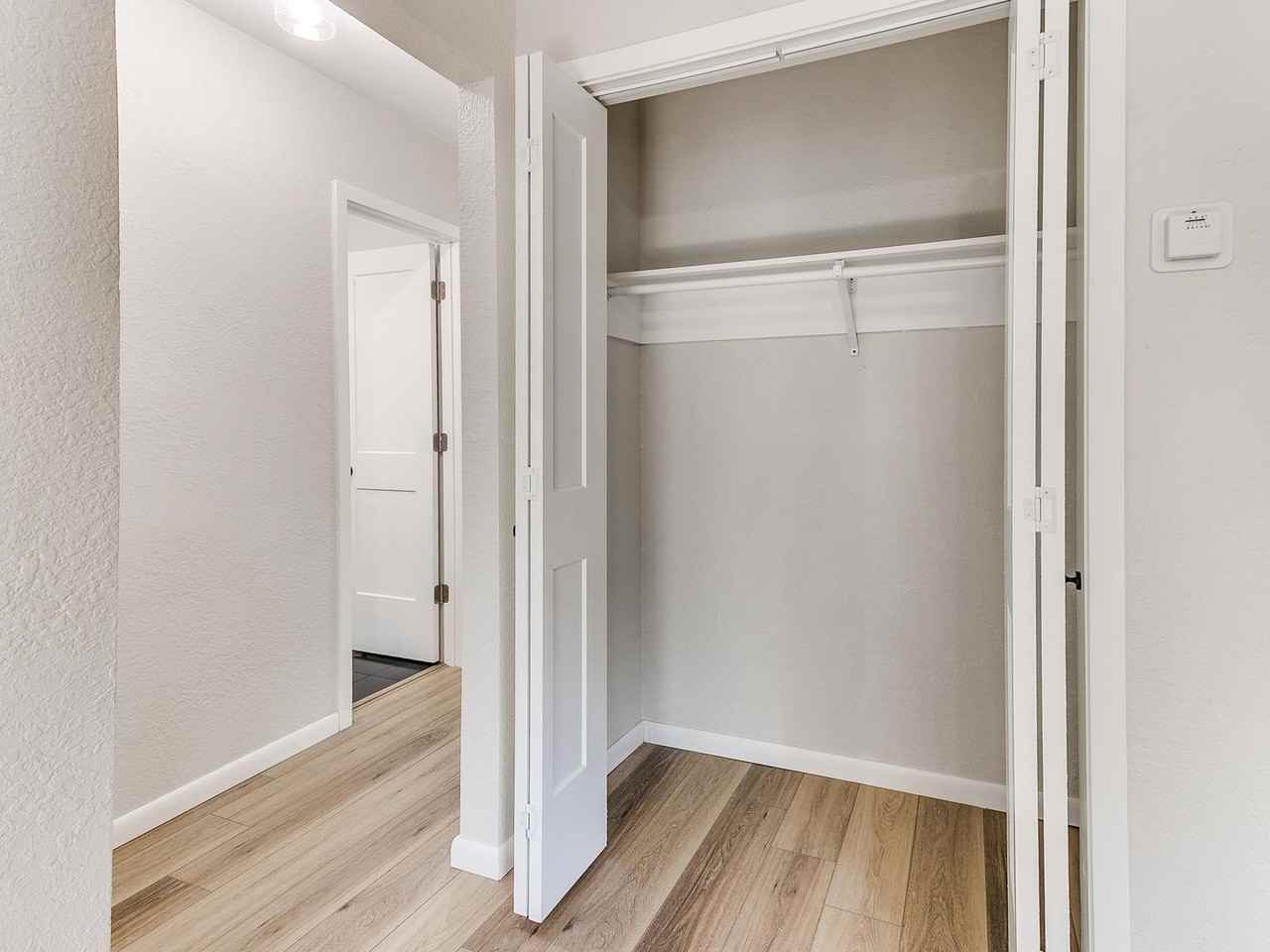 3607 North Francis Avenue - Photo 7 of 26