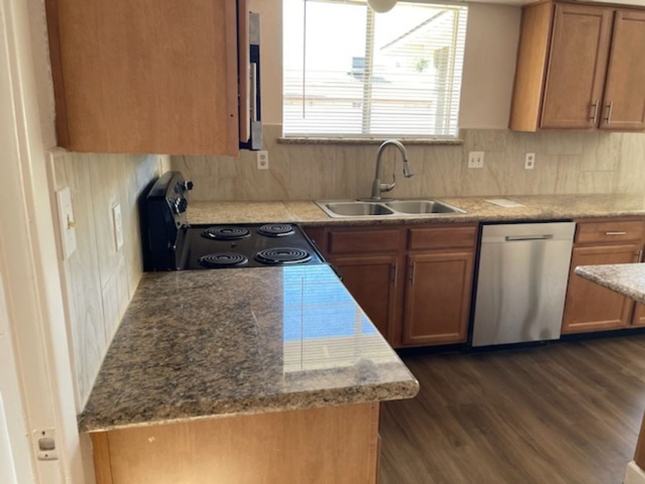 1740 E Hilton Ave - Photo 2 of 32