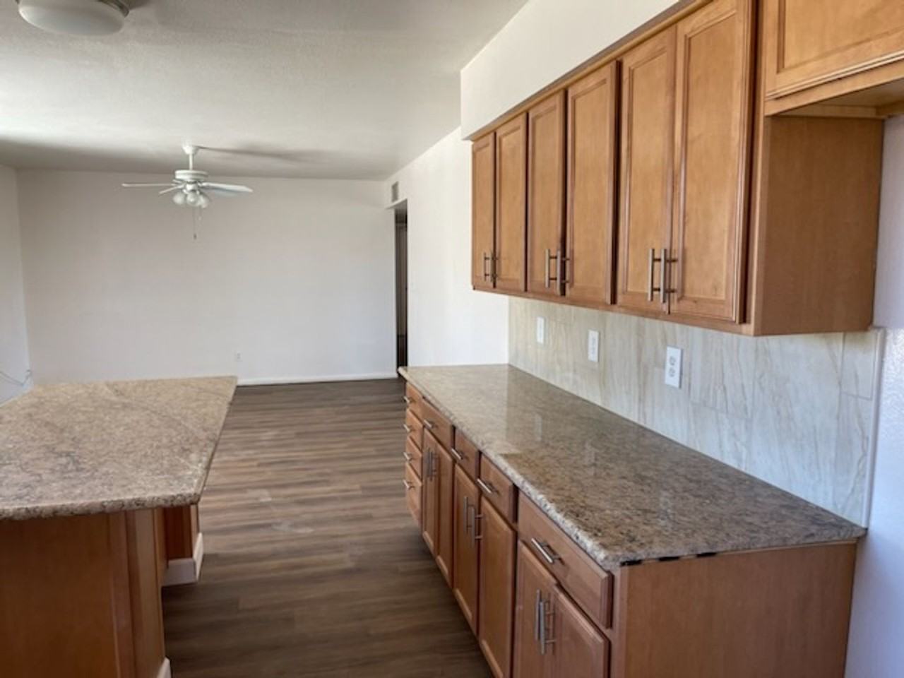 1740 E Hilton Ave - Photo 4 of 32