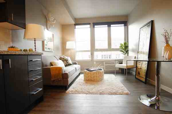 411 Se 14th Ave #311 - Photo 5 of 13