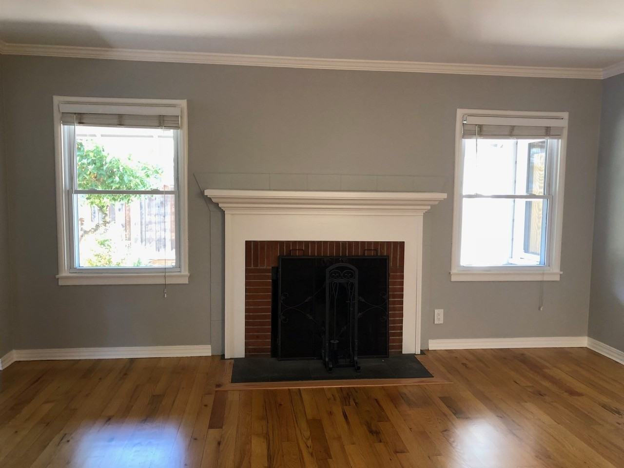 235 Hedge Rd - Photo 3 of 47